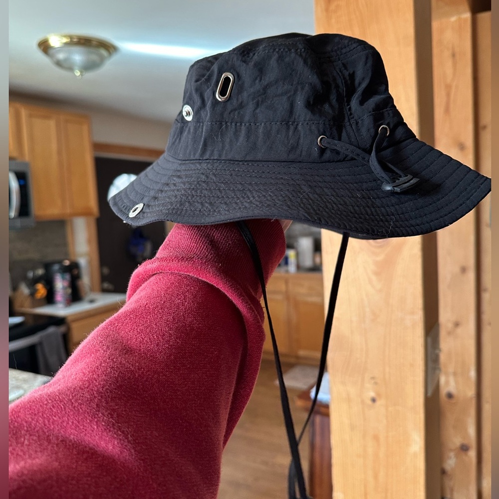 Bucket Hat